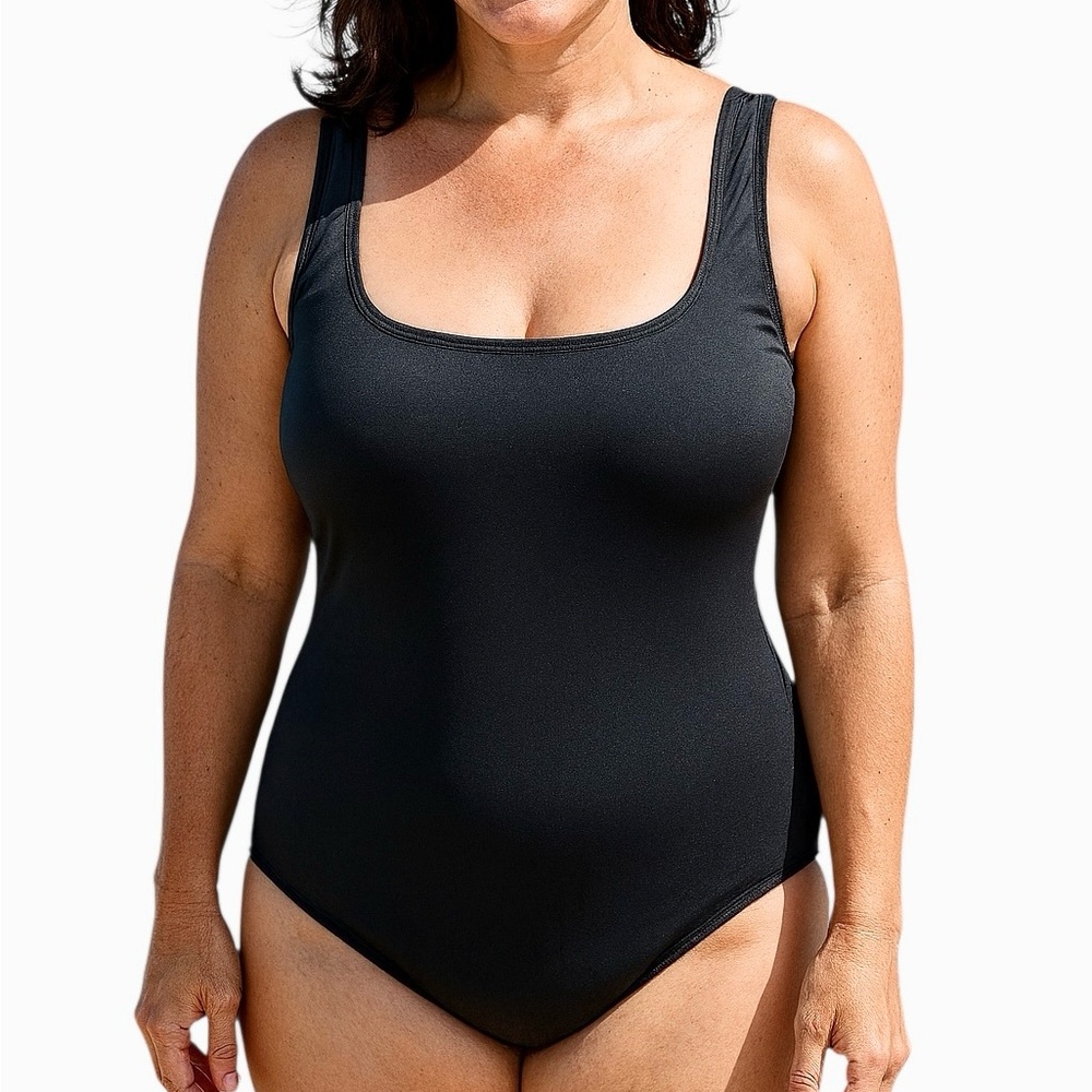 Lands End Tugless Low Leg One Piece Swimsuit Stay Put Scoop NWT Sz 16P Black